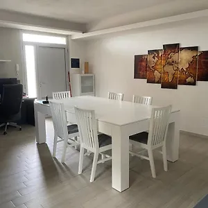https://casa-rapolano-terme.it-tuscanyhotel.com
